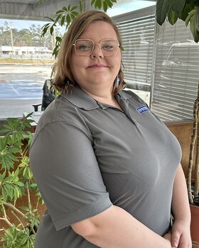 Staff member Sarah M. from ID_b26d3d