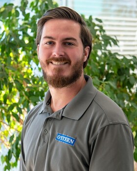 Staff member Stephen F. from ID_b26d3d