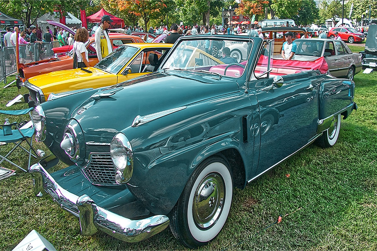 CarsAndCoffee_Car_Photo.png