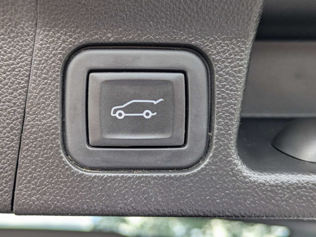 2023 GMC Acadia AT4 - Photo 15