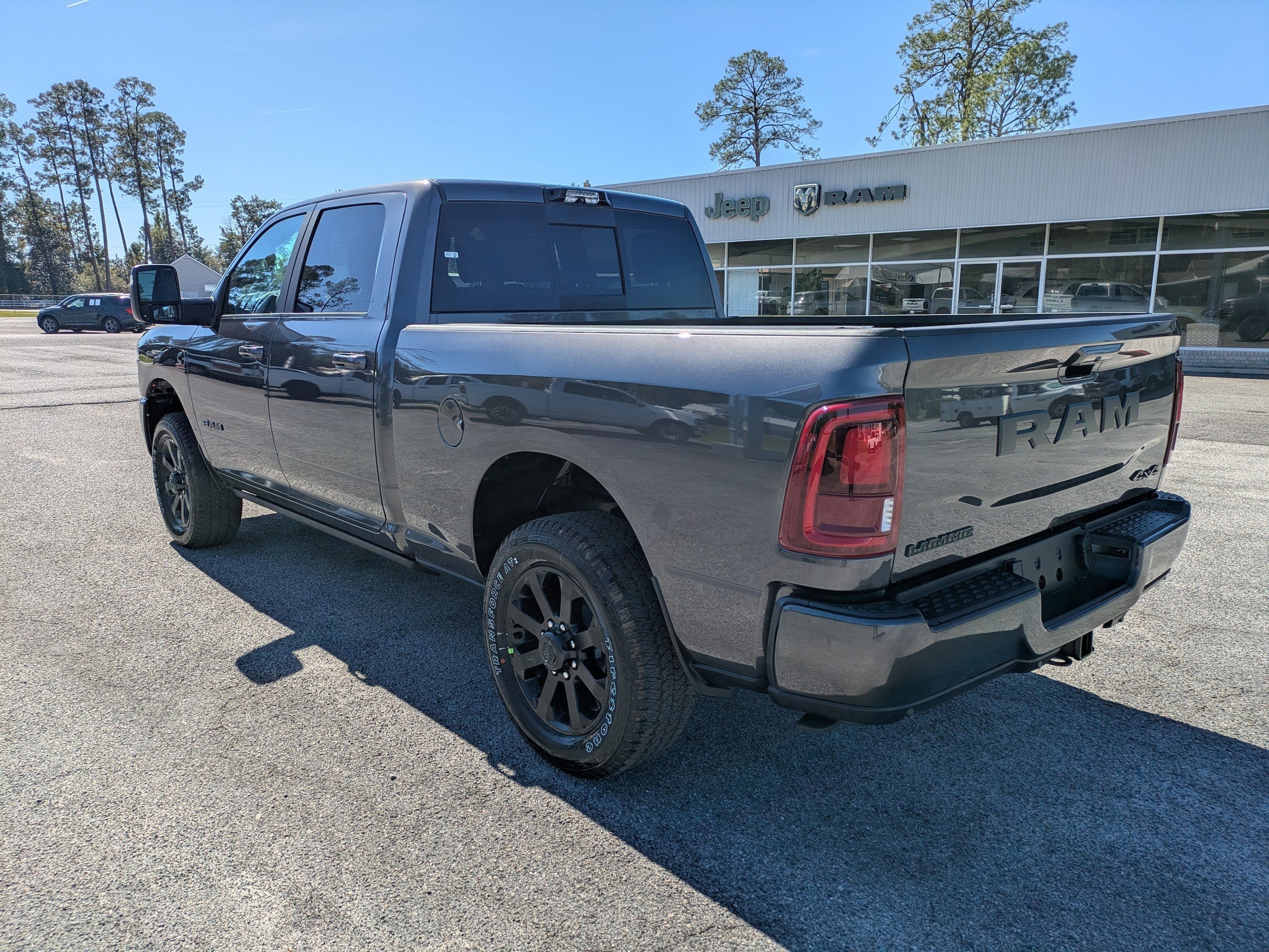 2026 RAM 2500 Laramie - Photo 7