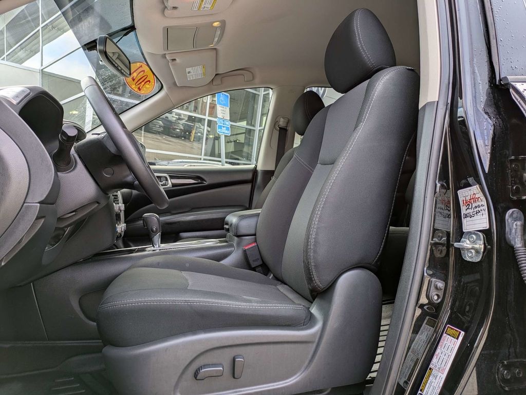 Used 2020 Nissan Pathfinder SV SUV