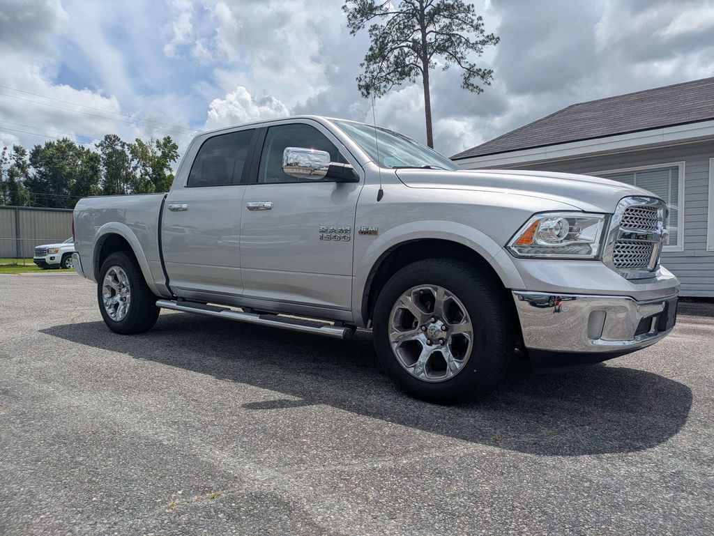 2017 RAM 1500 Laramie 4x4 Crew Cab 5'7's photo