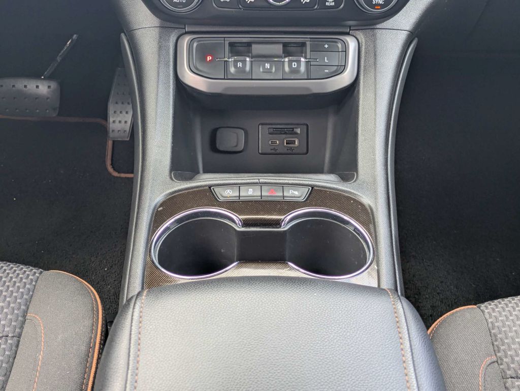 2023 GMC Acadia AT4 - Photo 21