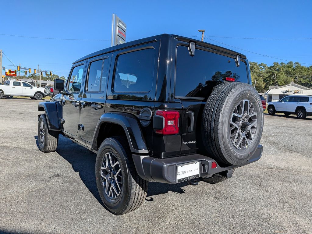 2026 Jeep Wrangler 4-Door Sahara - Photo 7