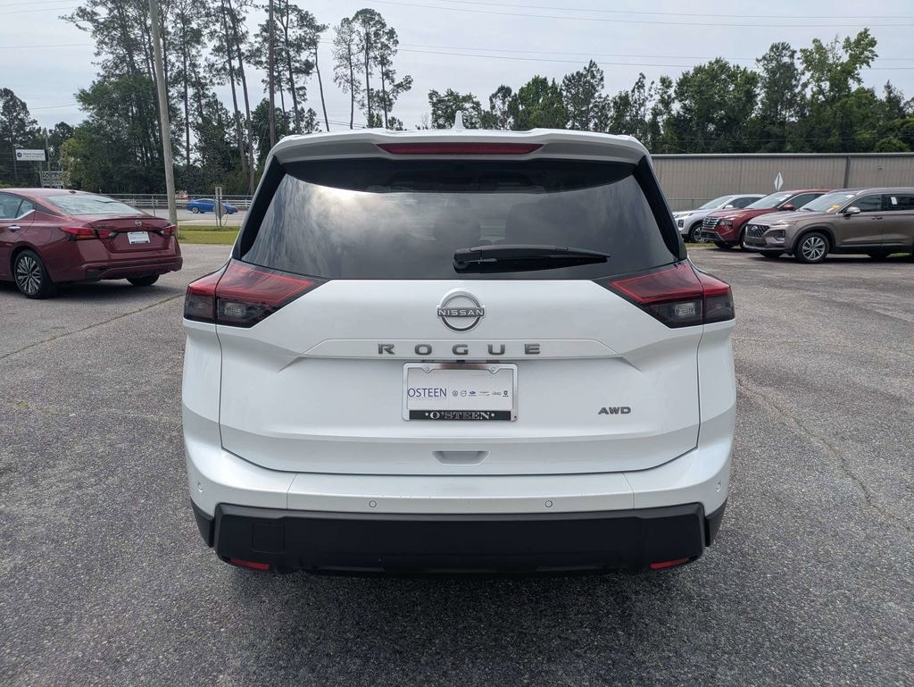 Used 2025 Nissan Rogue SV SUV