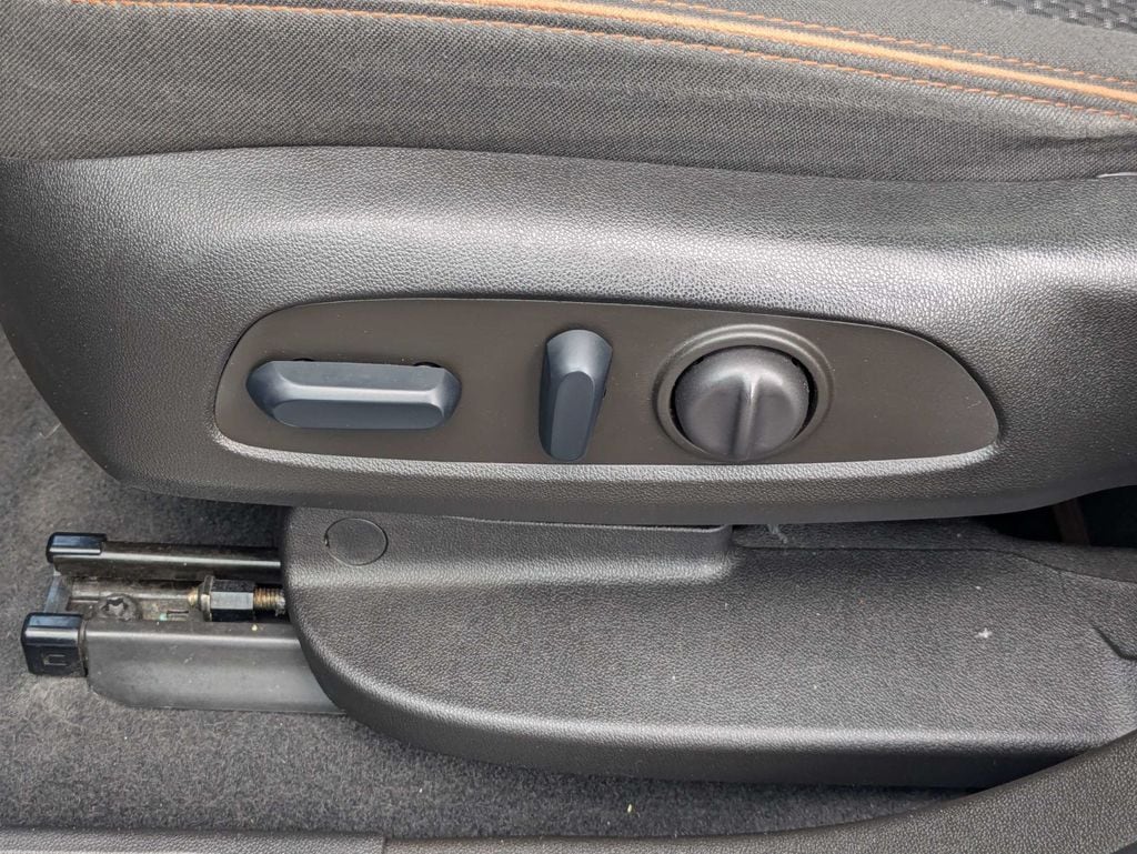 2023 GMC Acadia AT4 - Photo 22