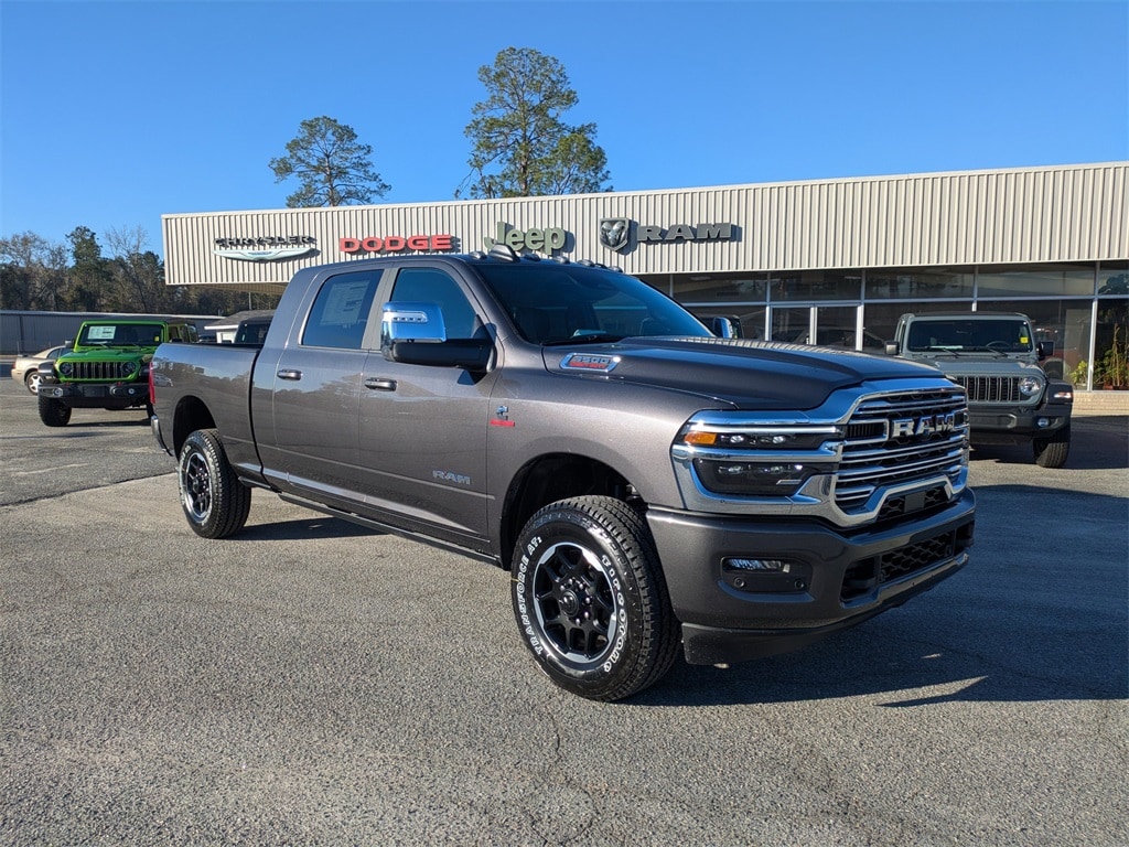 New 2026 Ram 3500 LARAMIE MEGA CAB 4X4 6'4 BOX Pickup