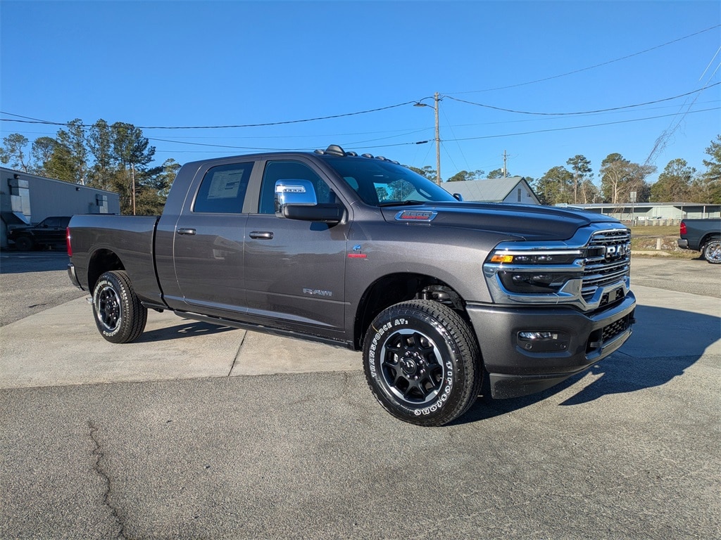 New 2026 Ram 3500 LARAMIE MEGA CAB 4X4 6'4 BOX Pickup