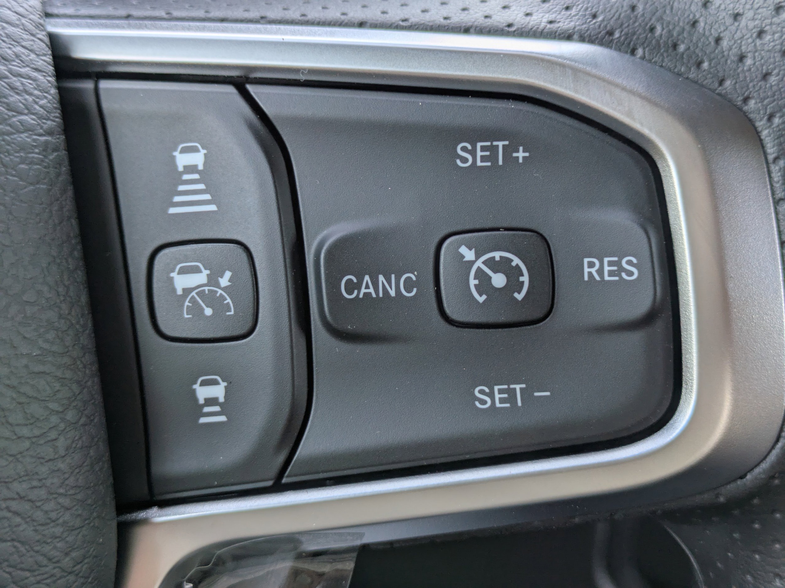 2025 RAM 2500 Tradesman - Photo 29