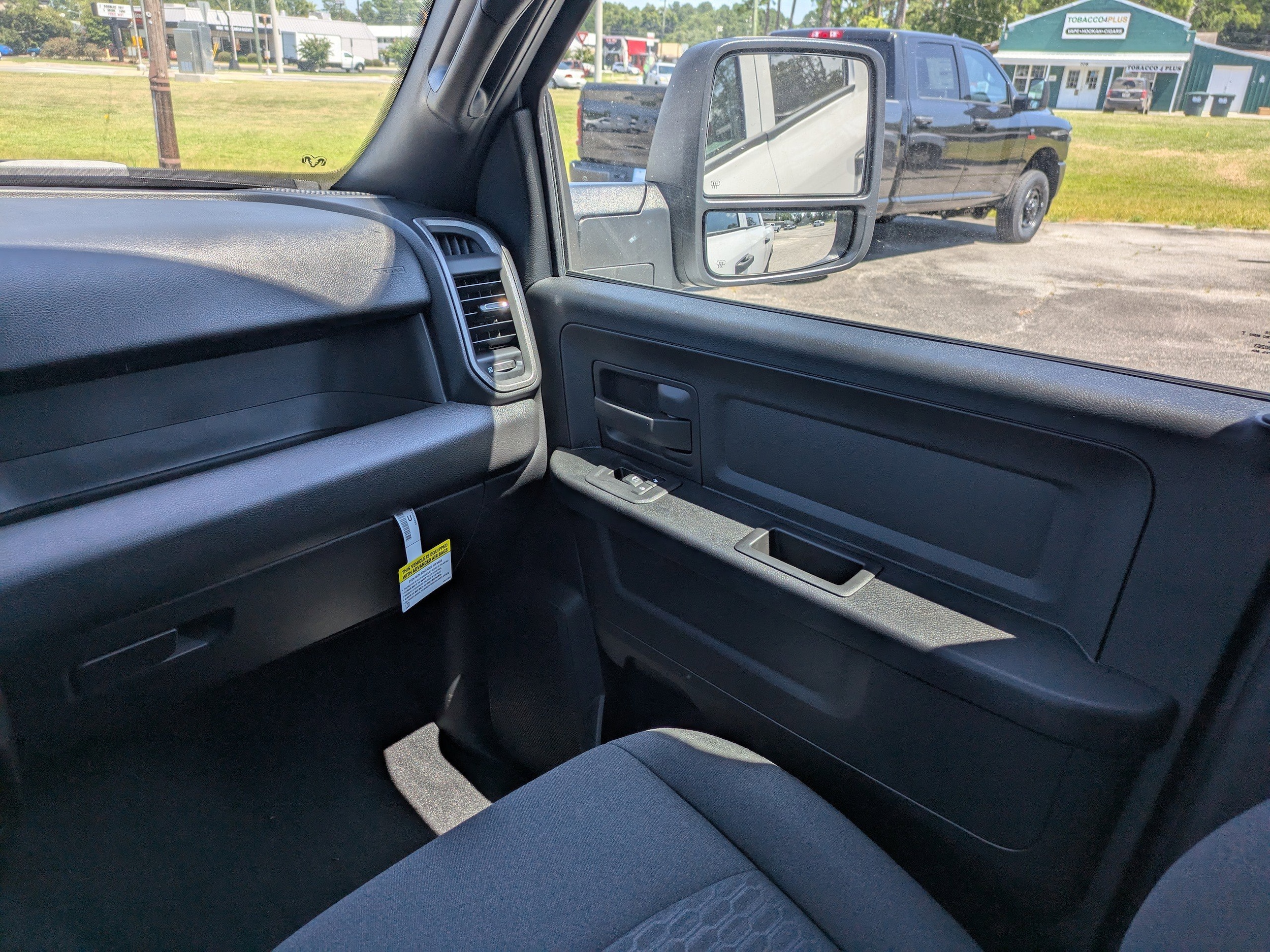 2025 RAM 2500 Tradesman - Photo 23