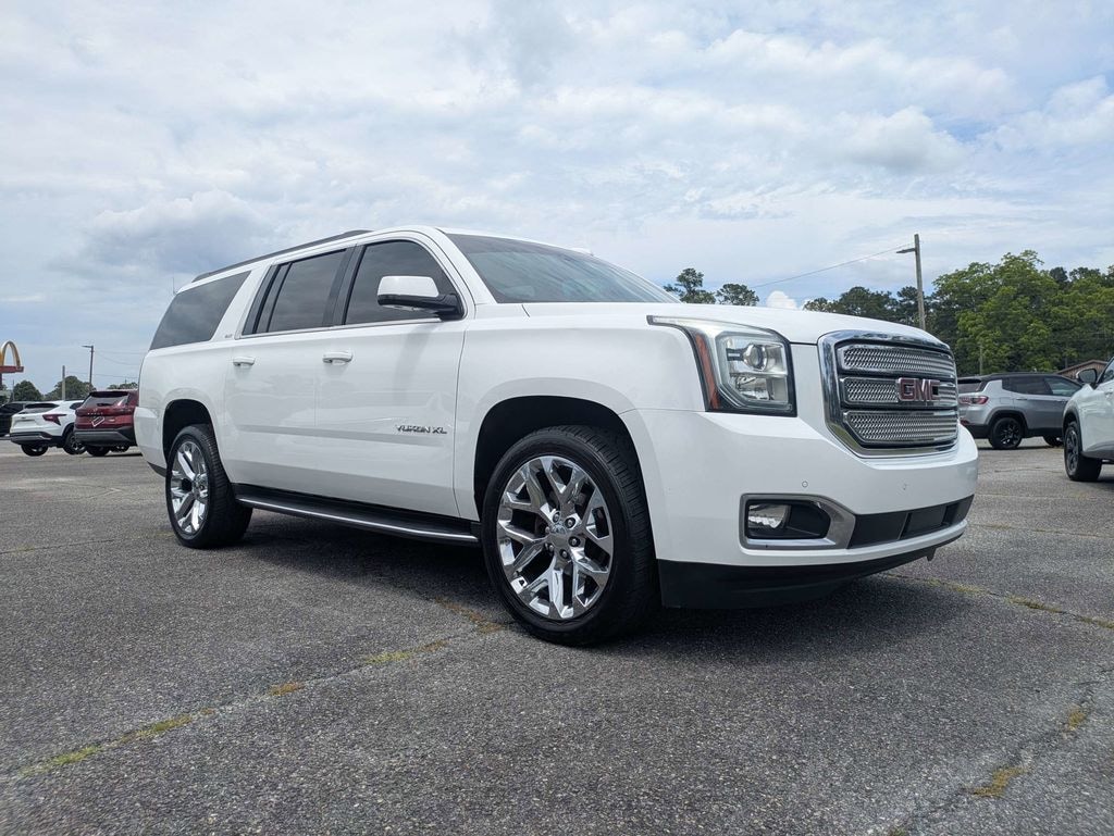 Used 2017 GMC Yukon XL SLT SUV