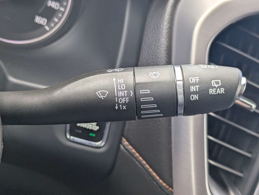 2023 GMC Acadia AT4 - Photo 32