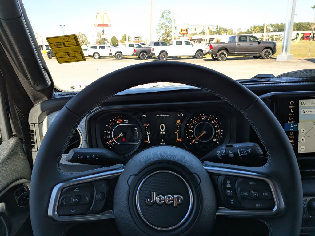 2026 Jeep Wrangler 4-Door Sahara - Photo 30
