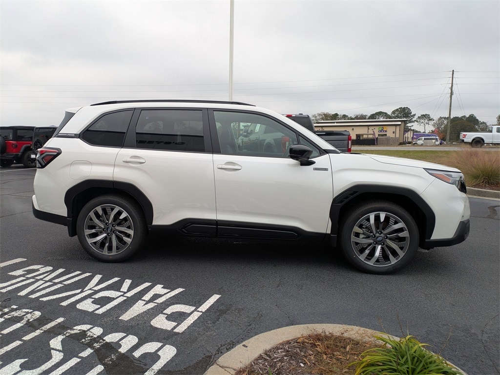 New 2025 Subaru Forester Hybrid Touring SUV