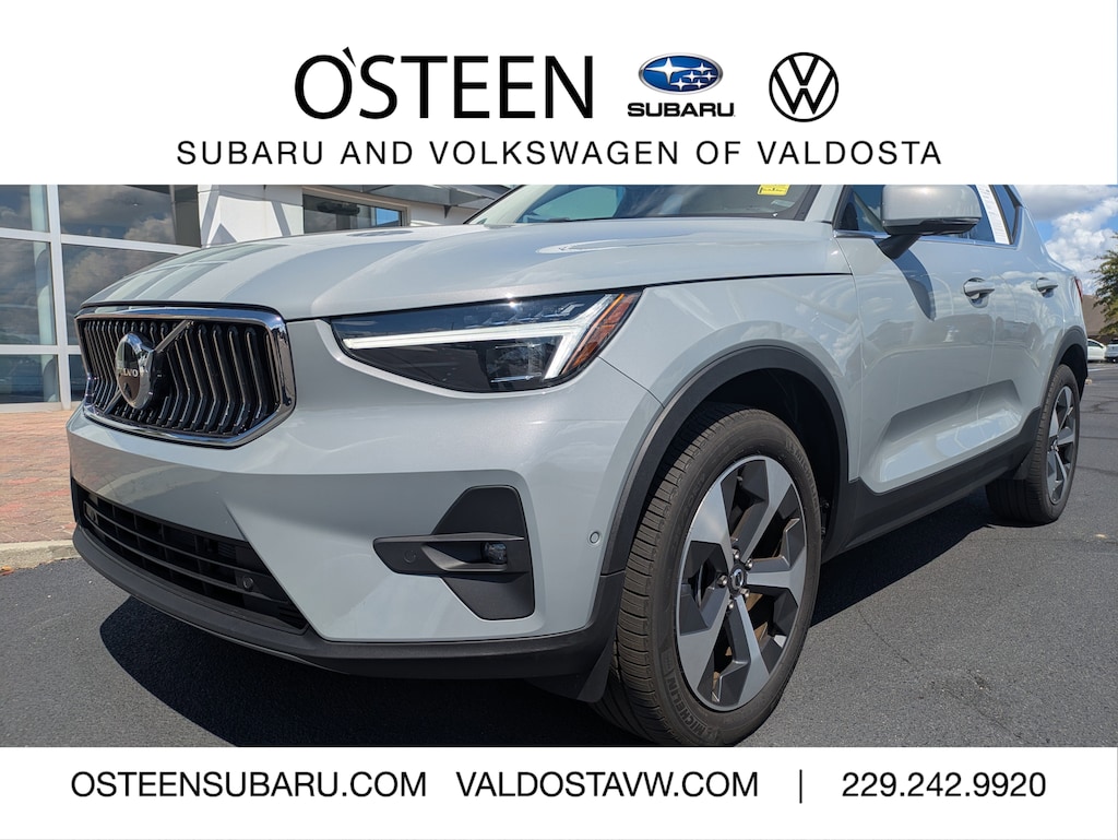 Used 2024 Volvo XC40 B5 Plus Bright SUV