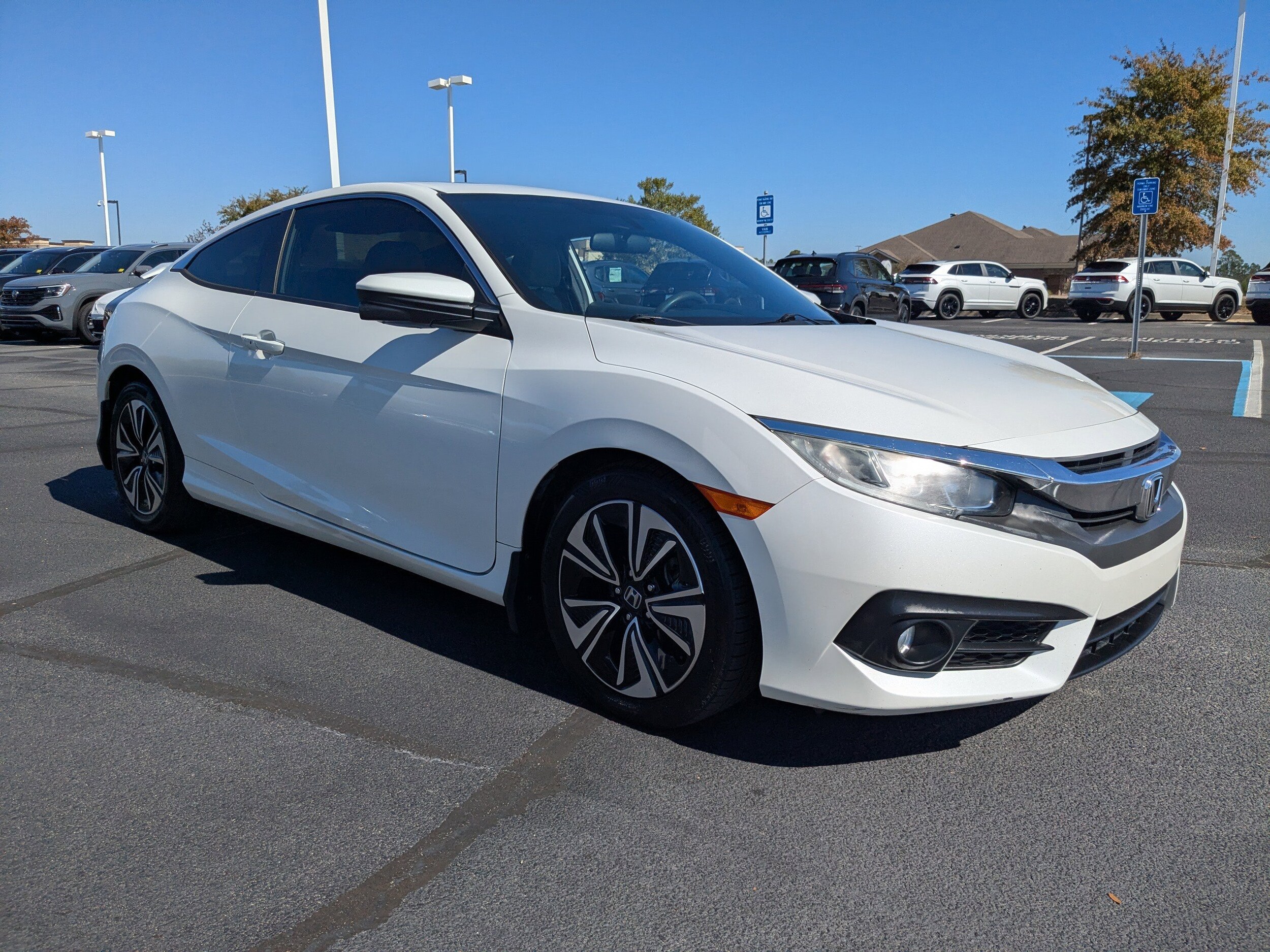 2016 Honda Civic EX-T photo 3