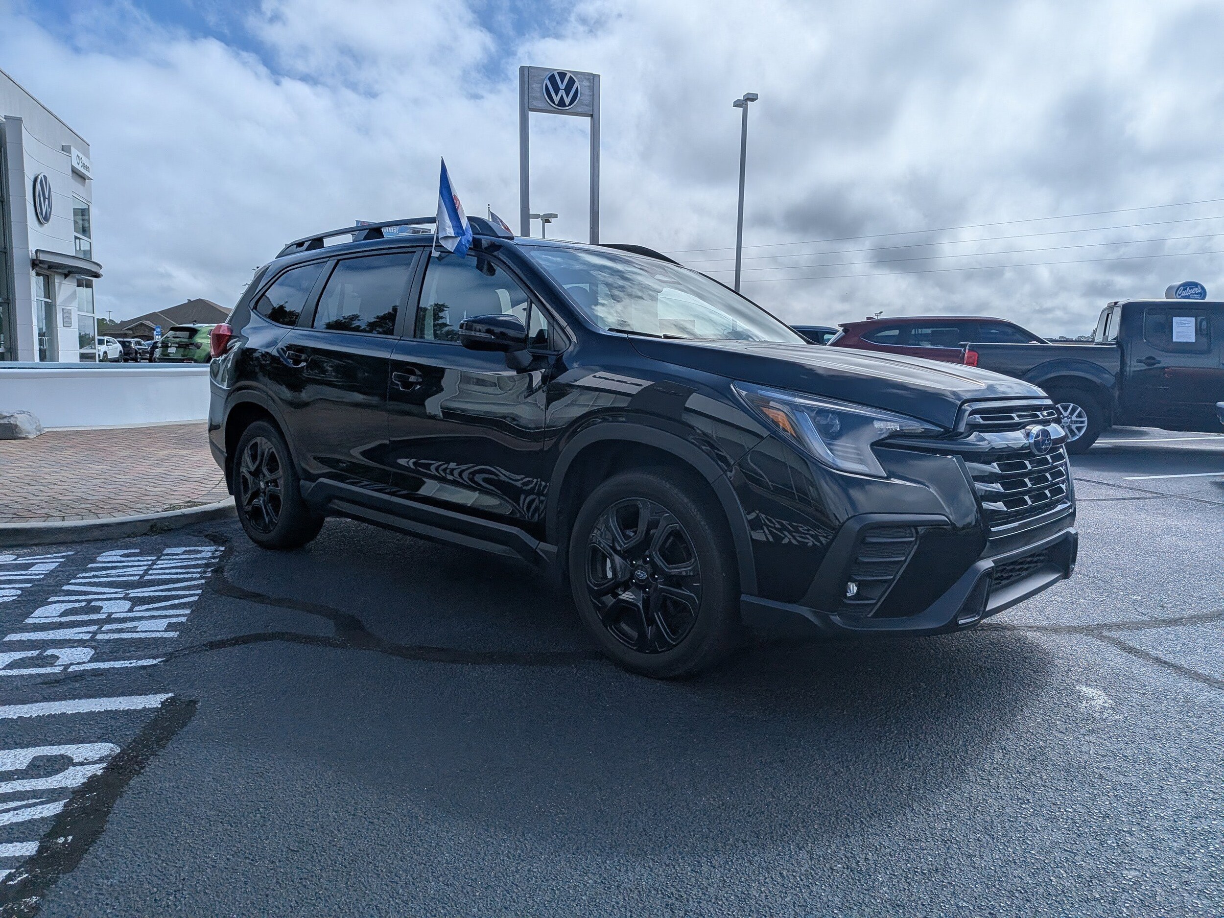 2023 Subaru Ascent Onyx Edition photo 3