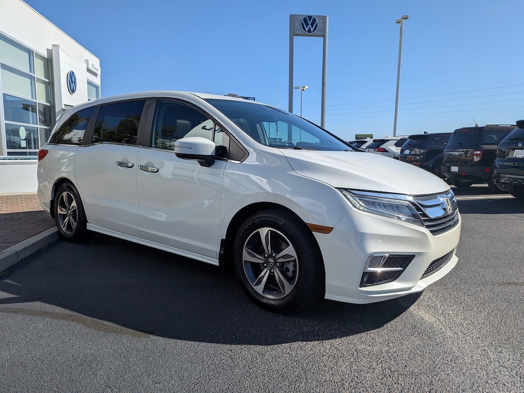 Used 2018 Honda Odyssey Touring Van