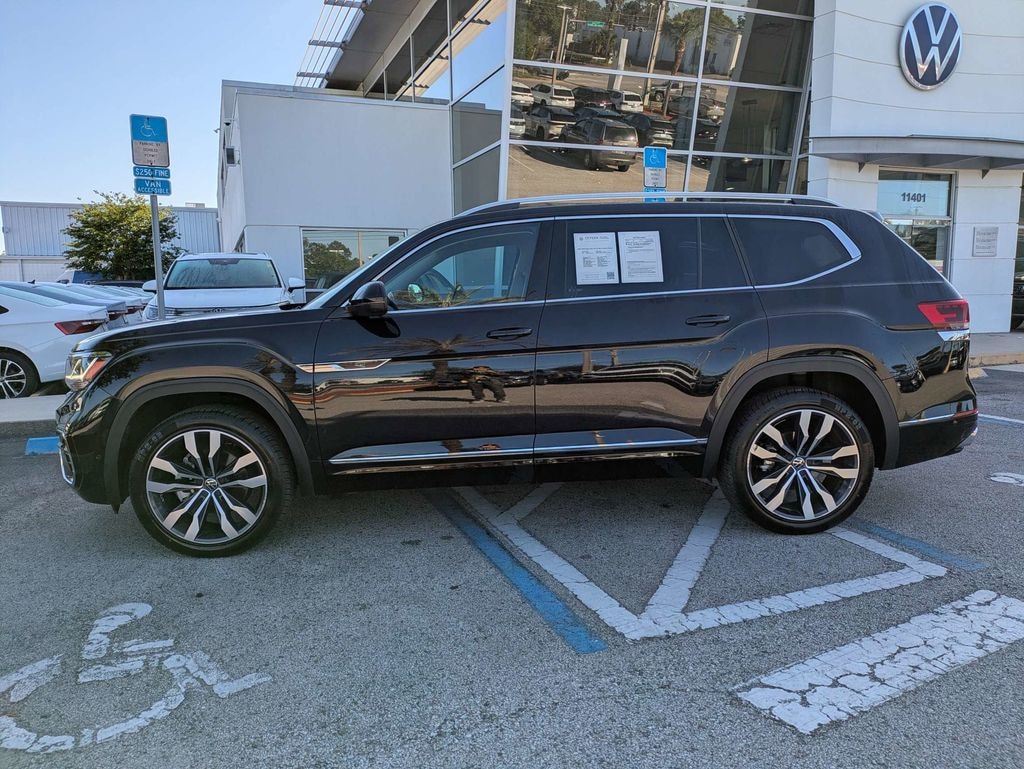 Used 2022 Volkswagen Atlas 3.6L V6 SEL Premium R-Line SUV