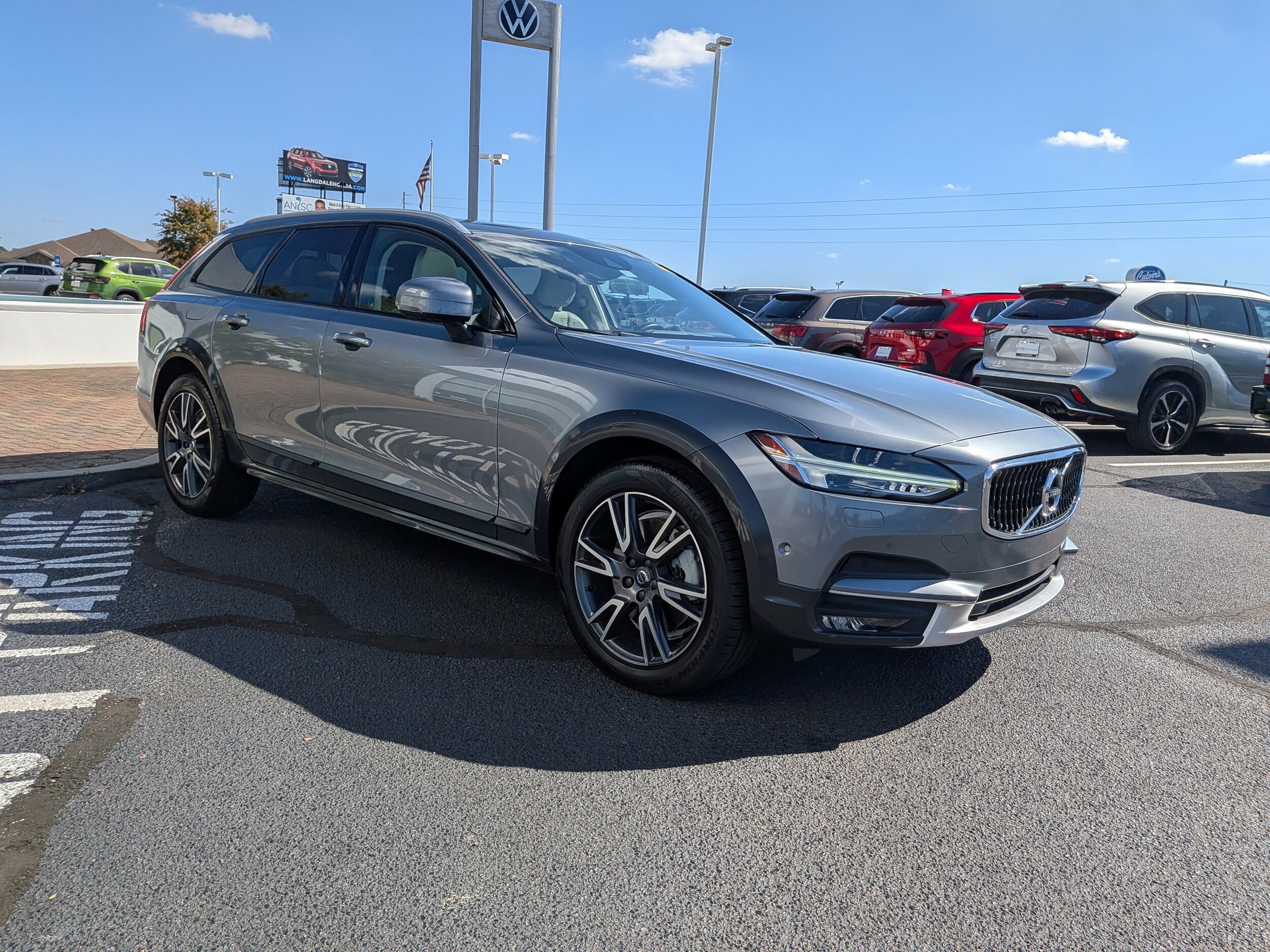2017 Volvo V90 Cross Country T6 AWD photo 3