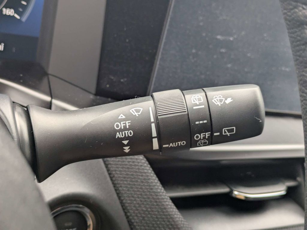 2026 Subaru Outback Limited - Photo 32