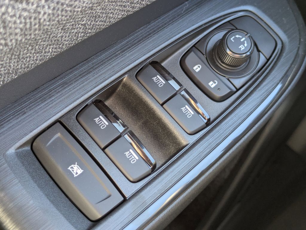 2026 Subaru Outback Limited - Photo 26