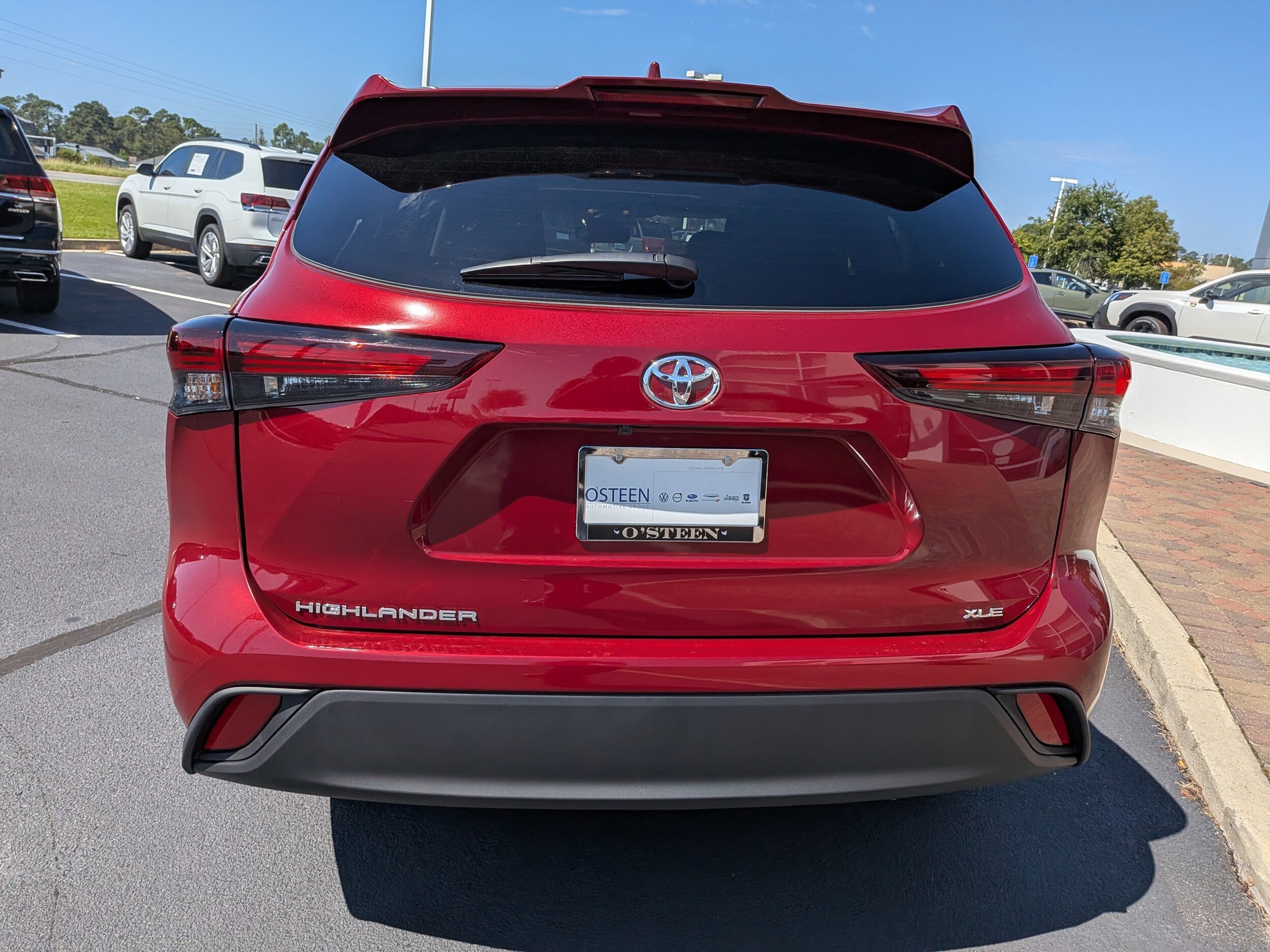 2025 Toyota Highlander XLE Limited photo 4