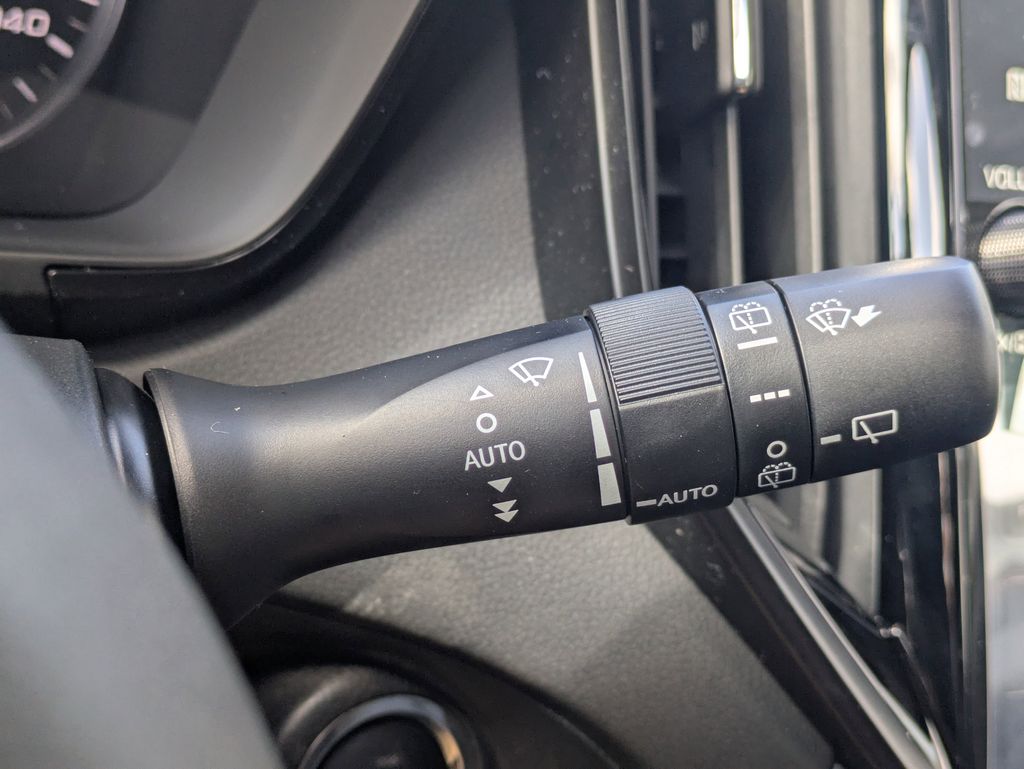 2026 Subaru Ascent Onyx Edition-Touring - Photo 28