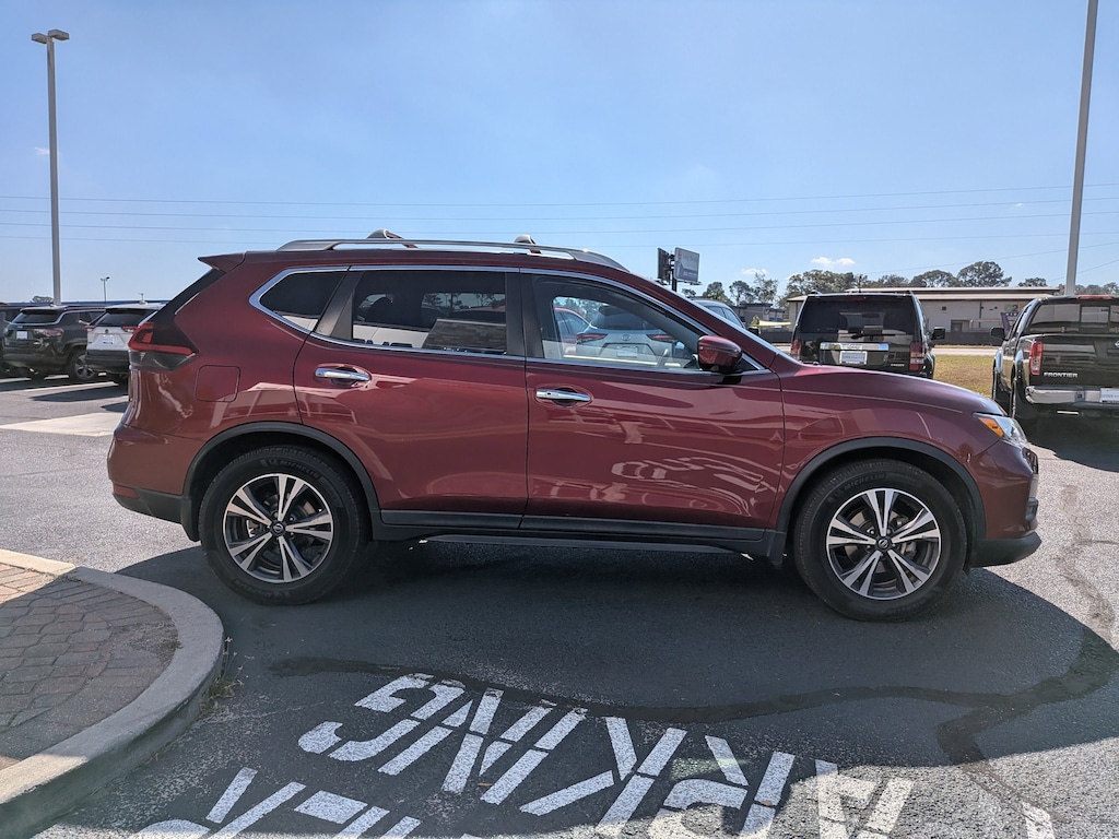 Used 2019 Nissan Rogue SV SUV