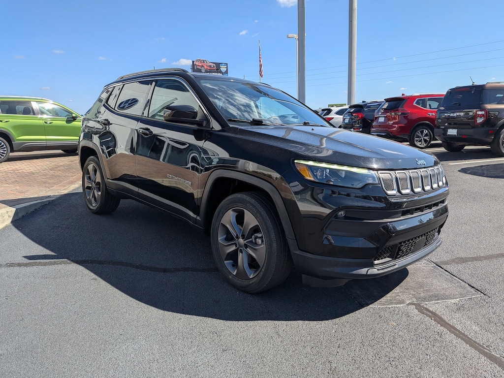 Used 2022 Jeep Compass Latitude Lux SUV