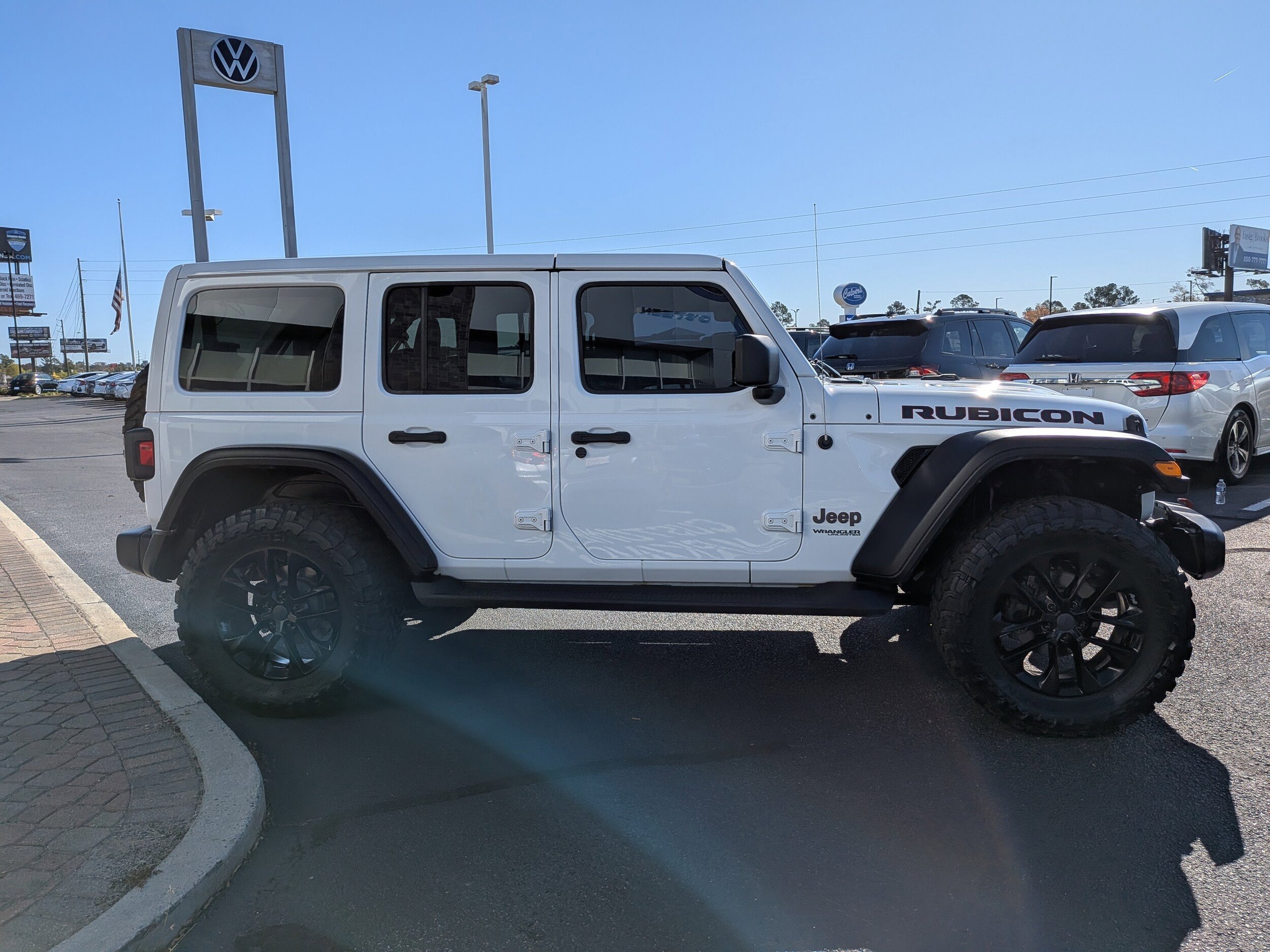 2018 Jeep Wrangler Unlimited Rubicon photo 3