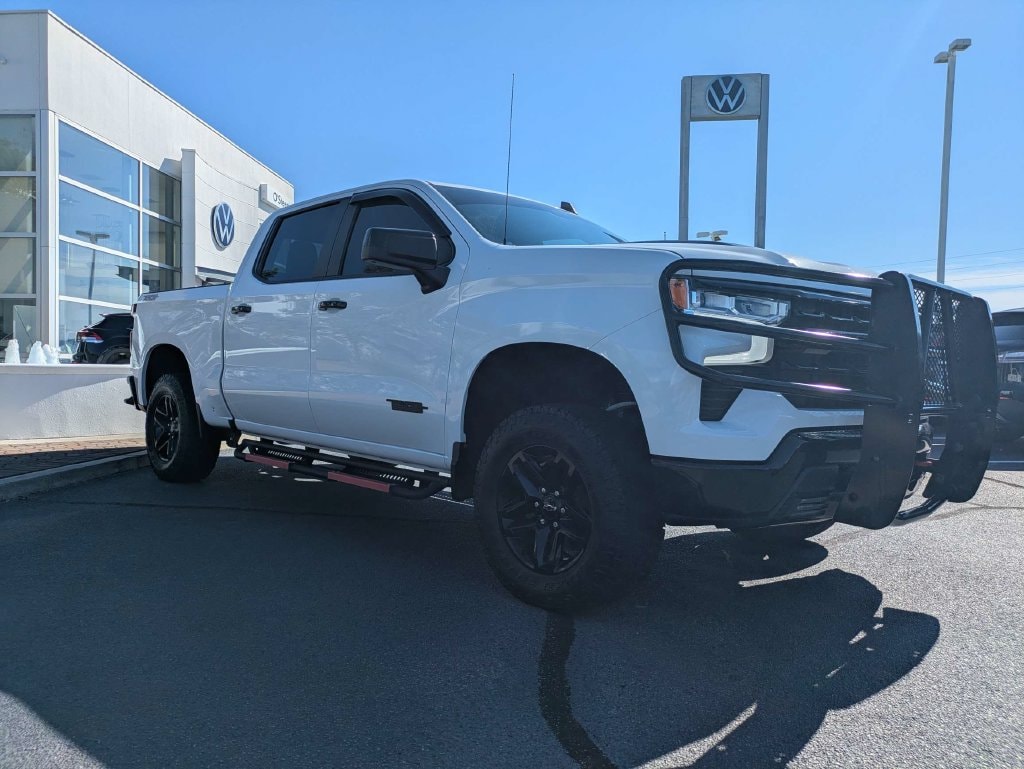 Used 2022 Chevrolet Silverado 1500 LT Trail Boss Truck Crew Cab