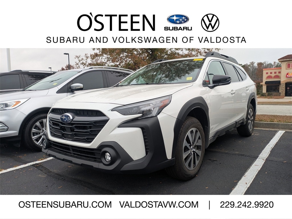 Used 2025 Subaru Outback Premium SUV