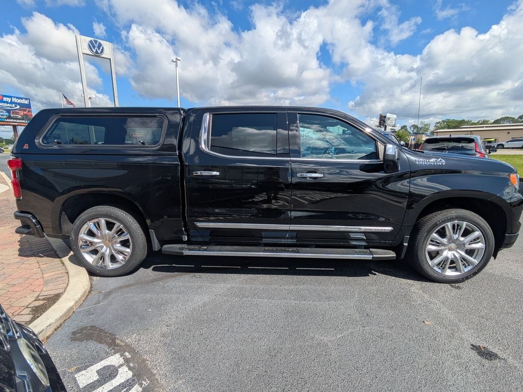 Used 2025 Chevrolet Silverado 1500 High Country Truck Crew Cab