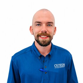 Staff member Nicholas M. from ID_06a6ec