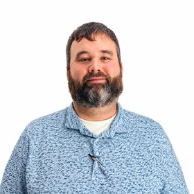 Staff member Brad P. from ID_06a6ec