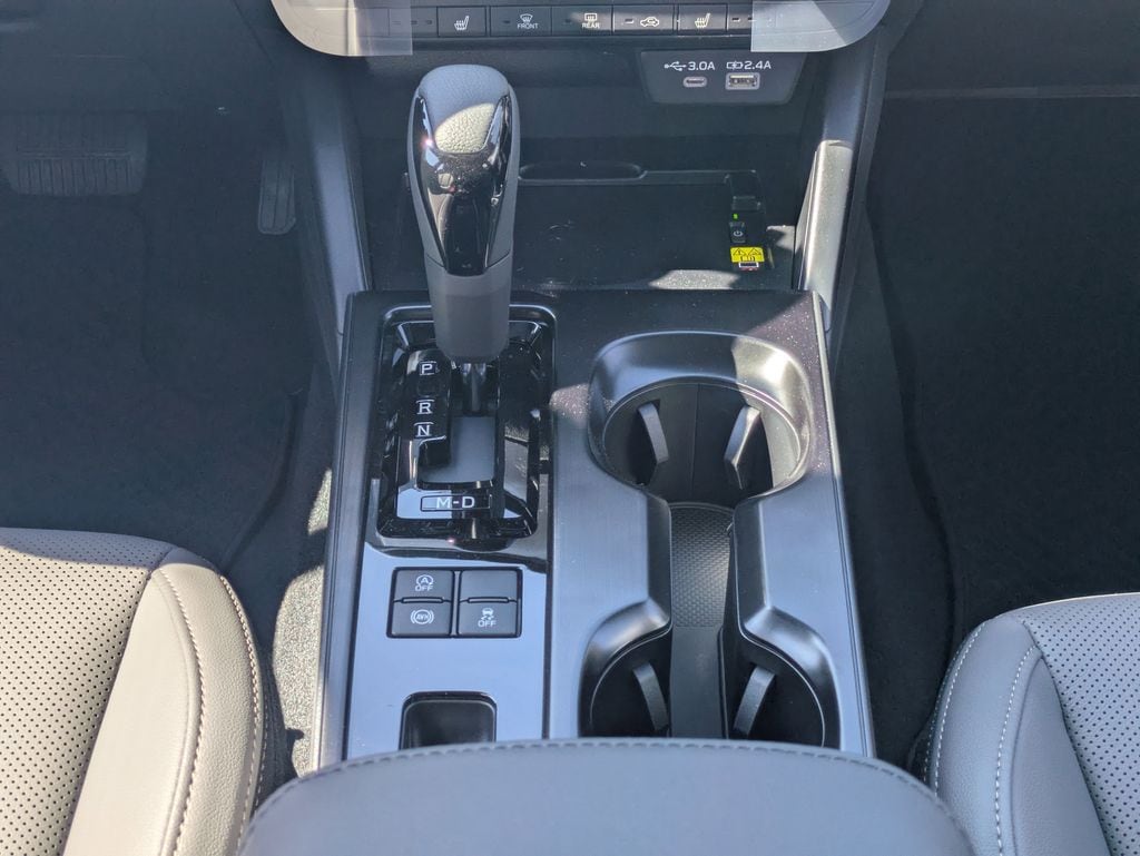2026 Subaru Outback Limited - Photo 19