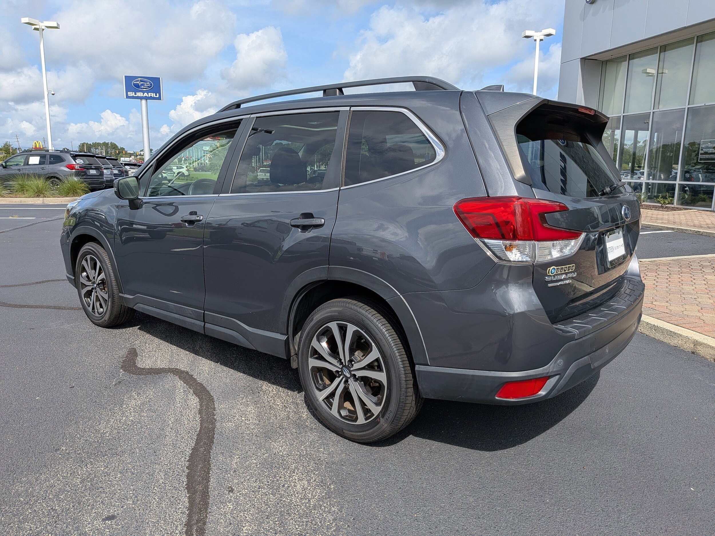 2021 Subaru Forester Limited photo 3