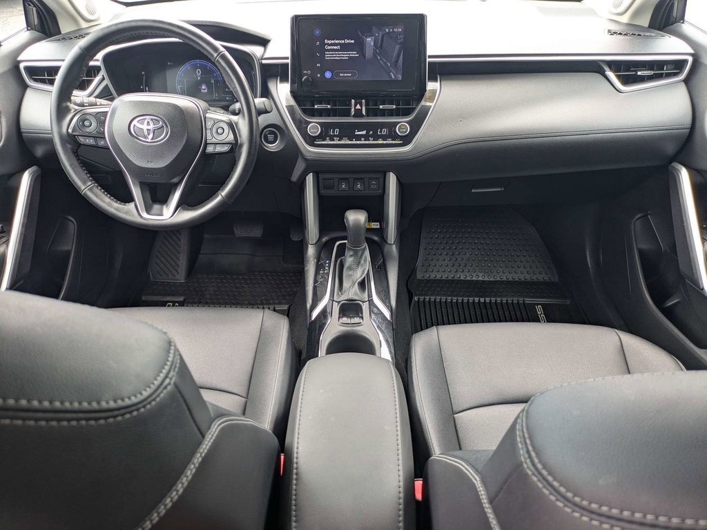 Used 2023 Toyota Corolla Cross XLE SUV