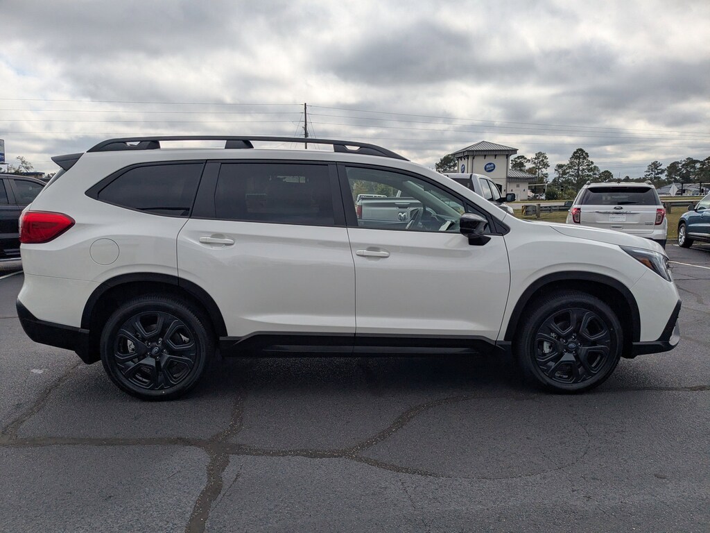 New 2025 Subaru Ascent Onyx Edition Touring SUV
