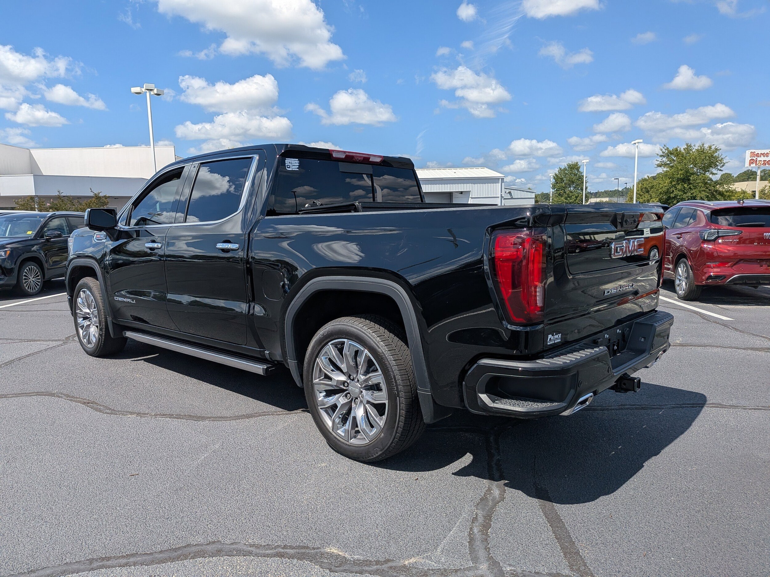 2025 Gmc Sierra 1500 Denali photo 3