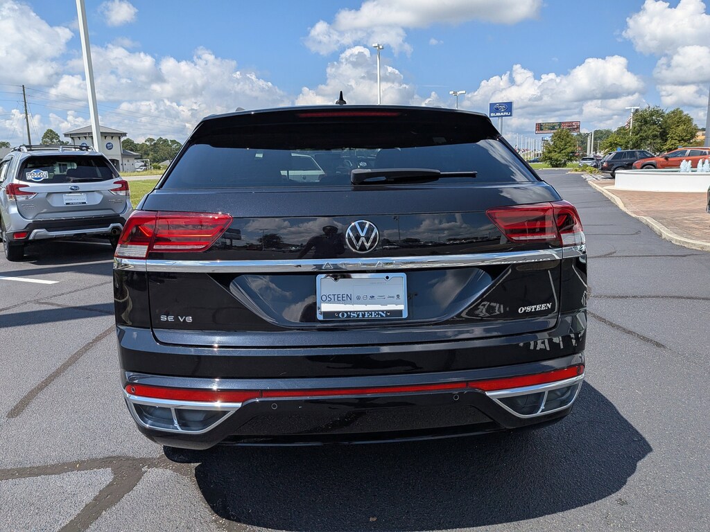 Used 2021 Volkswagen Atlas Cross Sport 3.6L V6 SE w/Technology R-Line SUV