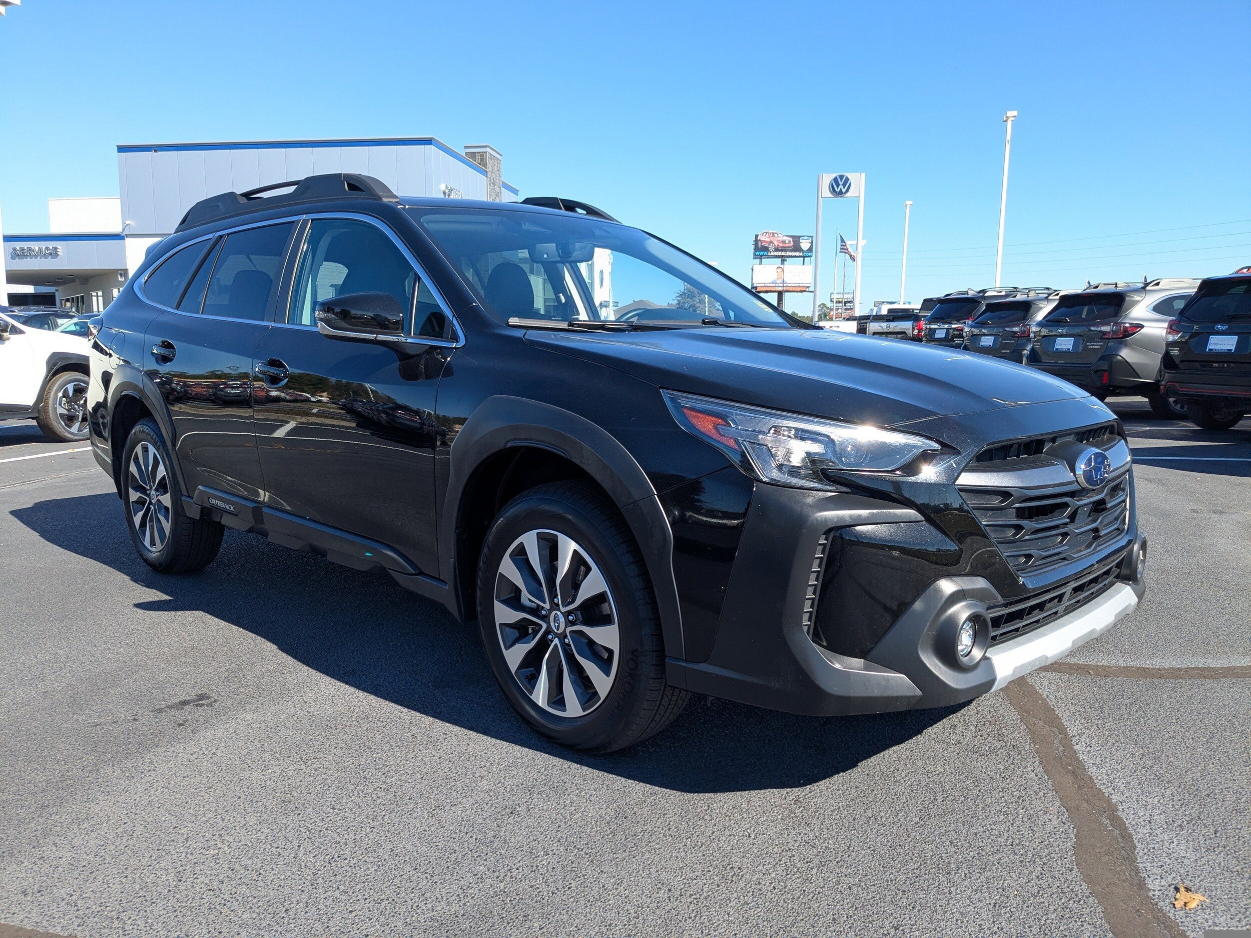 2025 Subaru Outback Limited XT photo 2