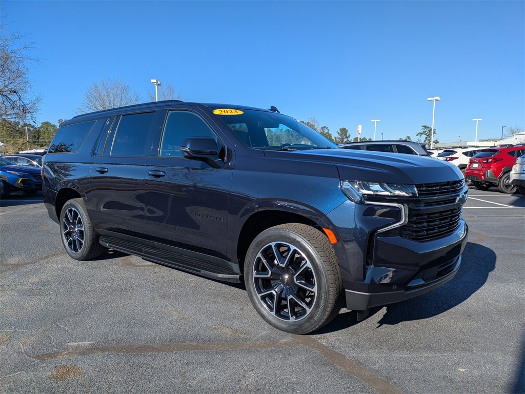 Used 2023 Chevrolet Suburban RST SUV