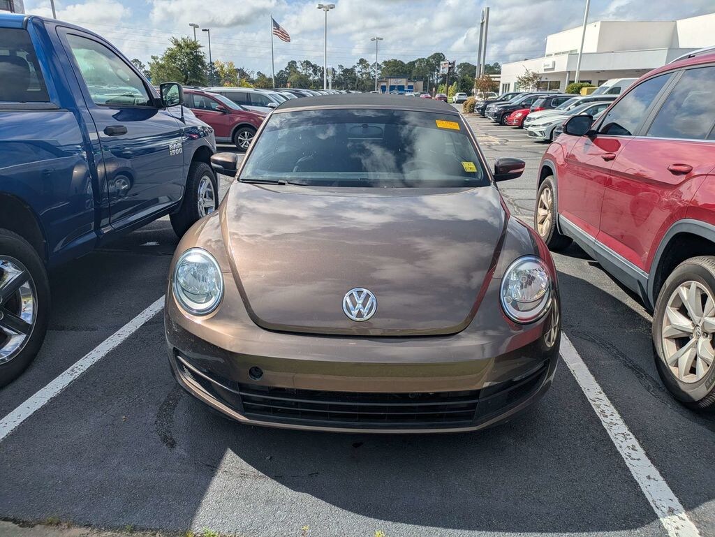 Used 2013 Volkswagen Beetle 2.5L Convertible