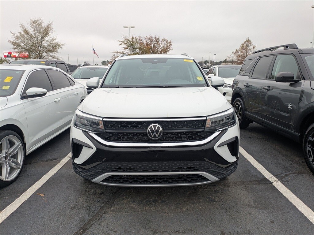 Used 2024 Volkswagen Taos 1.5T SE SUV