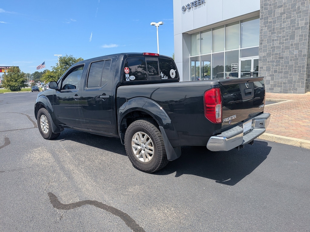 Used 2021 Nissan Frontier SV Truck Crew Cab