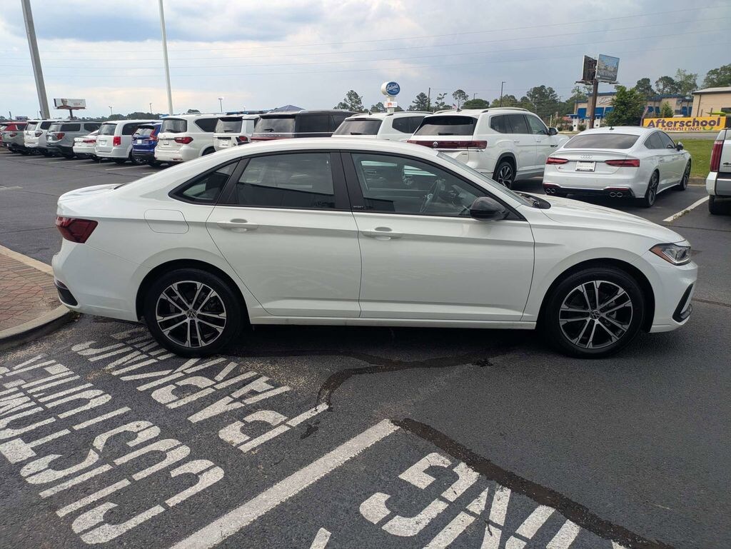 Used 2025 Volkswagen Jetta 1.5T Sport Sedan