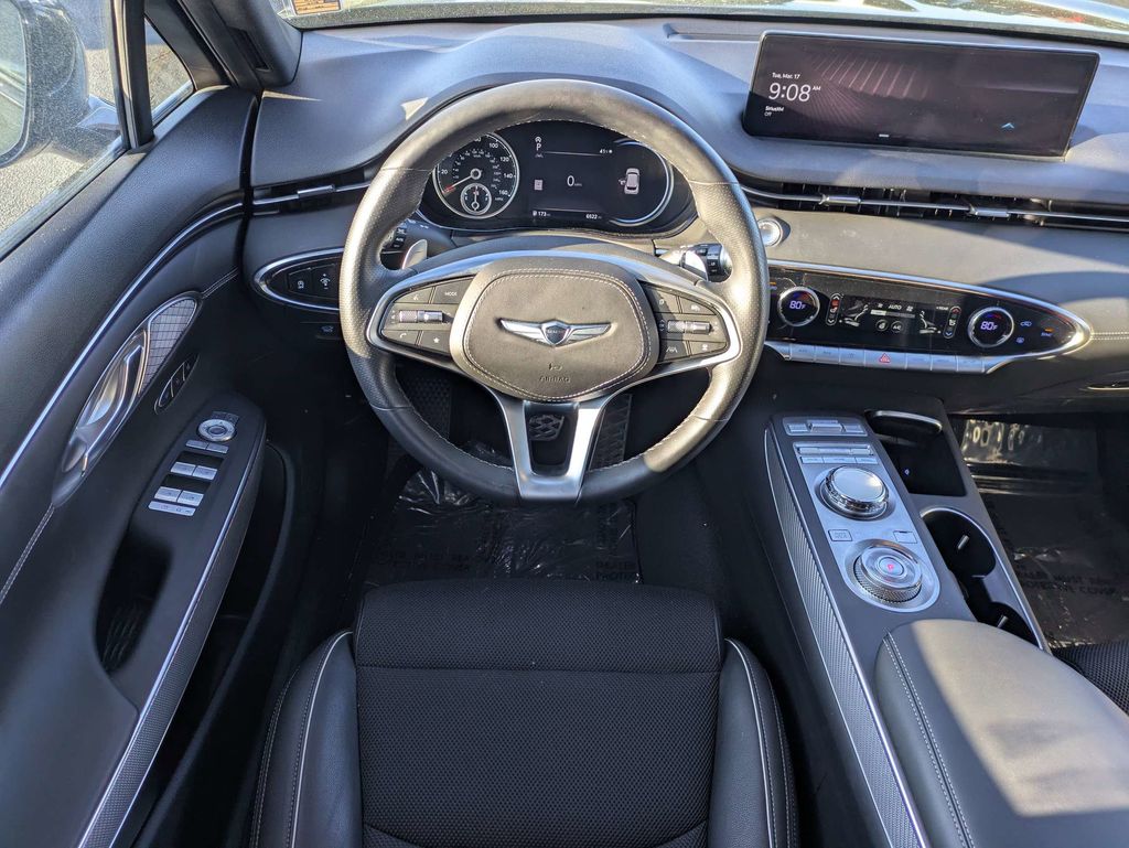 2025 GENESIS GV70 Sport - Photo 18